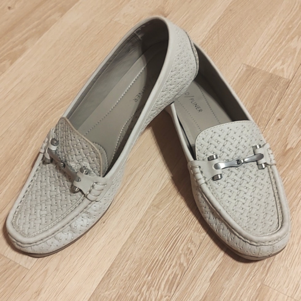 Donald Pliner Light Taupe Filo Horsebit Woven Look Driving Loafer Size 8
